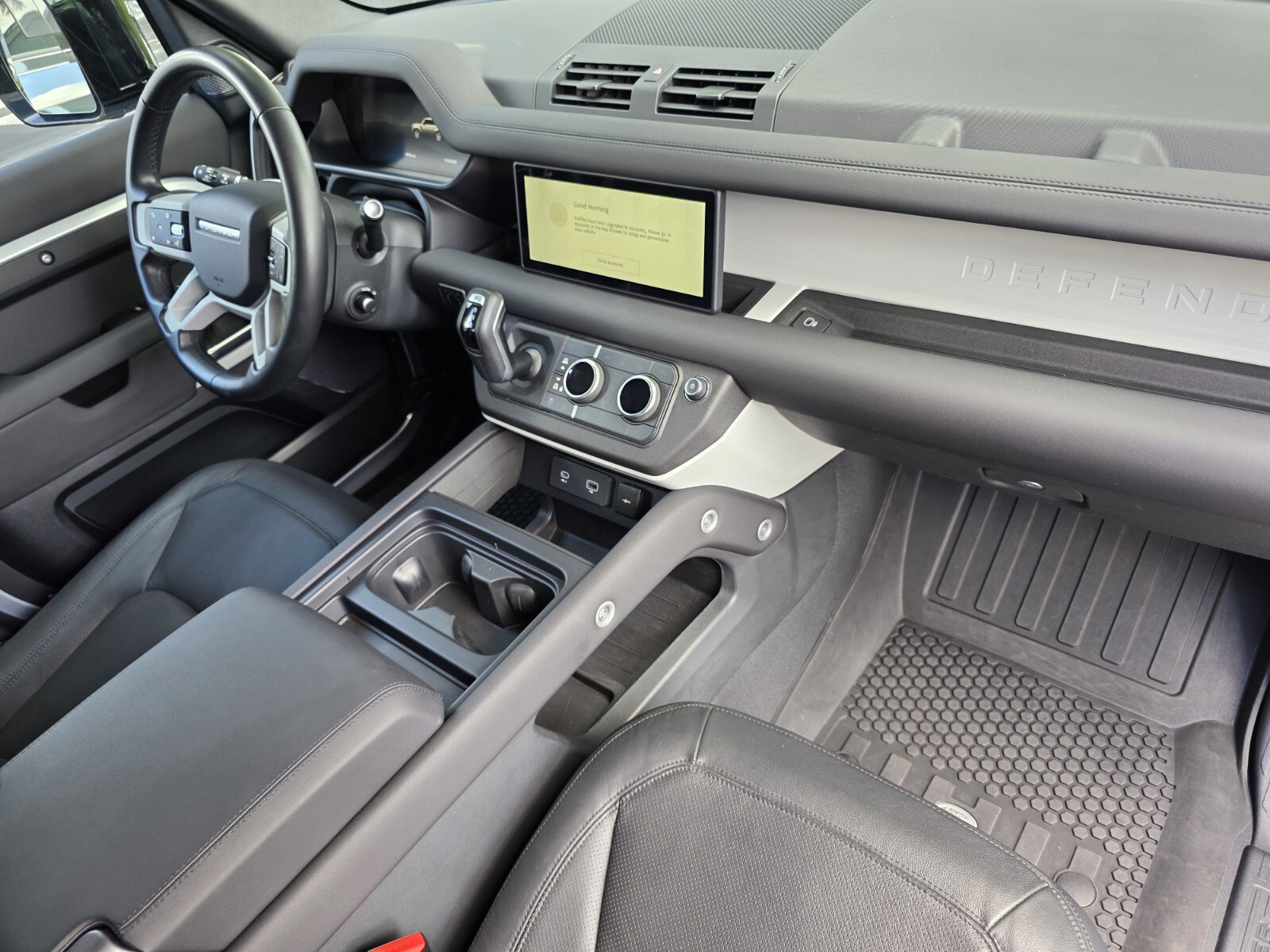 Certified 2024 Land Rover Defender 110 SE AWD/4WD image 28
