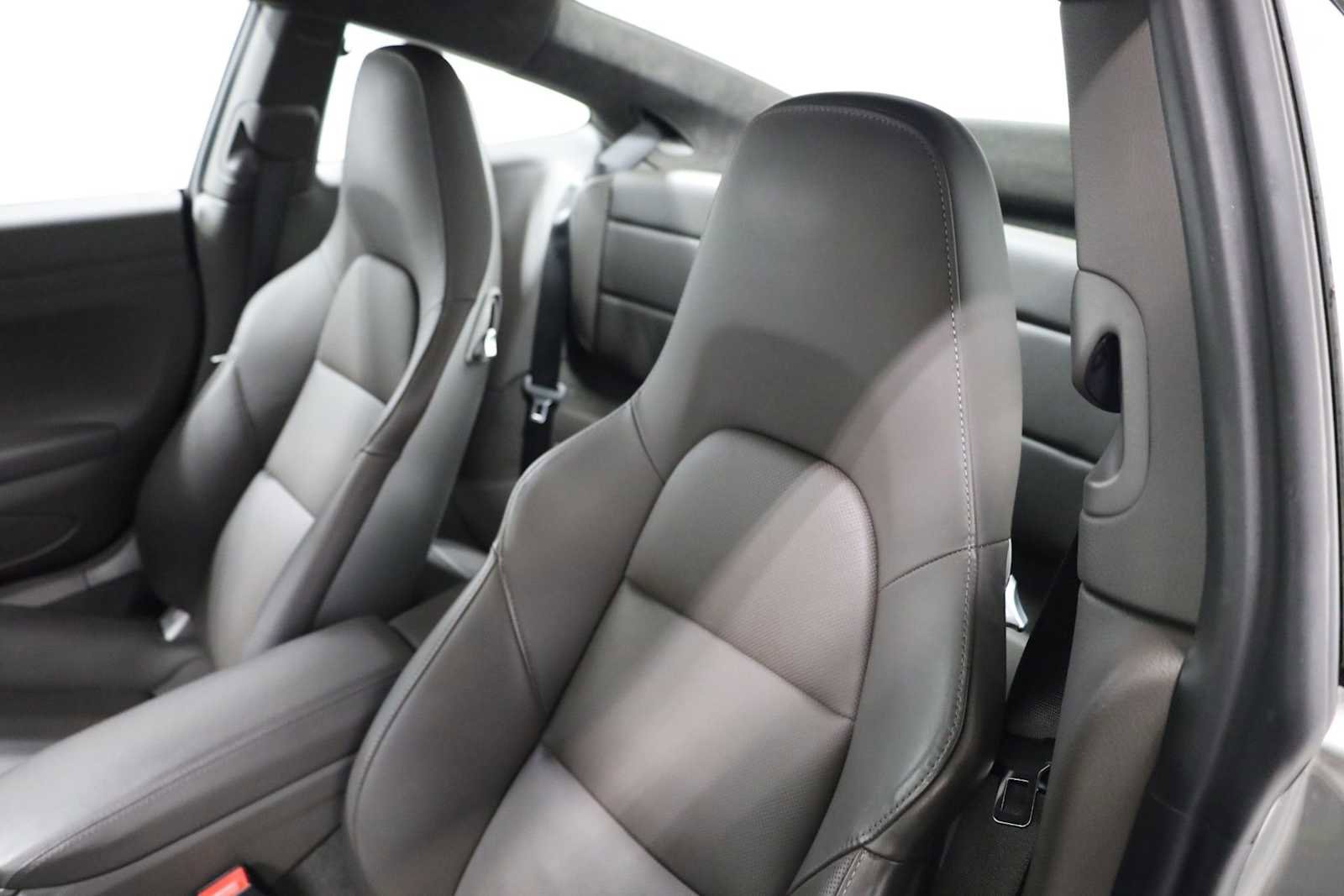 Certified 2018 Porsche 911 Carrera 4S image 19