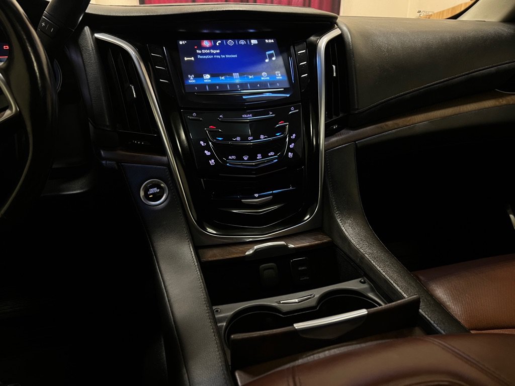 Used 2016 Cadillac Escalade Premium AWD/4WD image 40