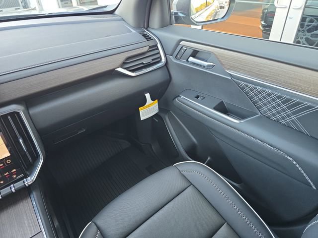 New 2026 GMC Acadia Denali w/ Super Cruise Package image 14