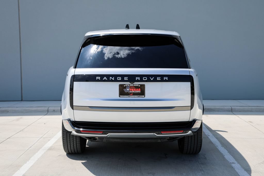 Used 2025 Land Rover Range Rover SE AWD/4WD image 6