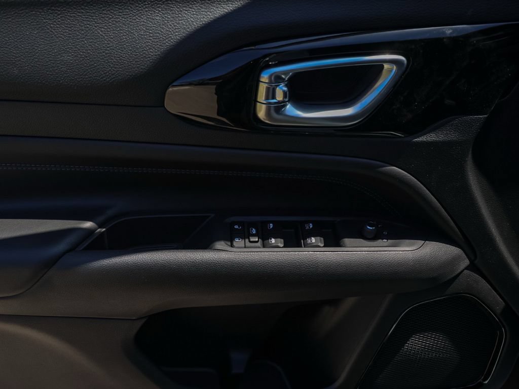 New 2026 Jeep Compass Latitude AWD/4WD image 24