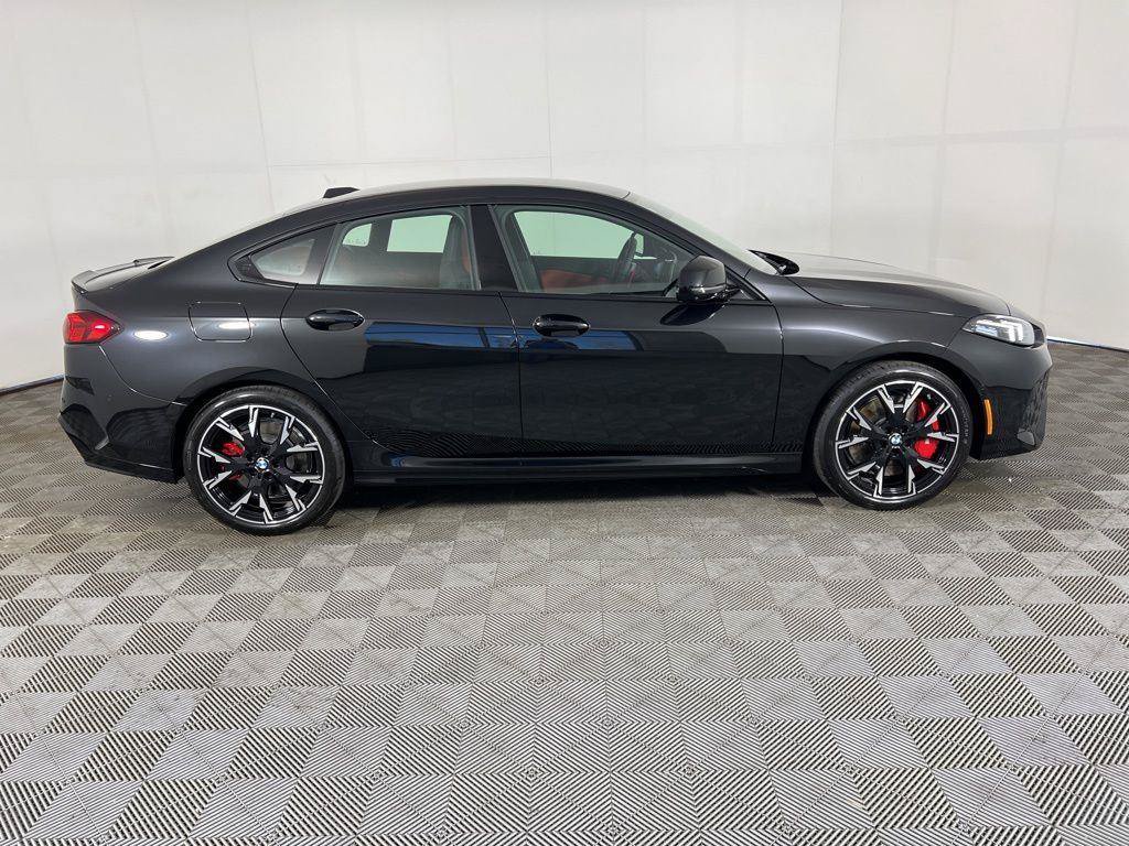 Used 2025 BMW M235i xDrive AWD/4WD image 4