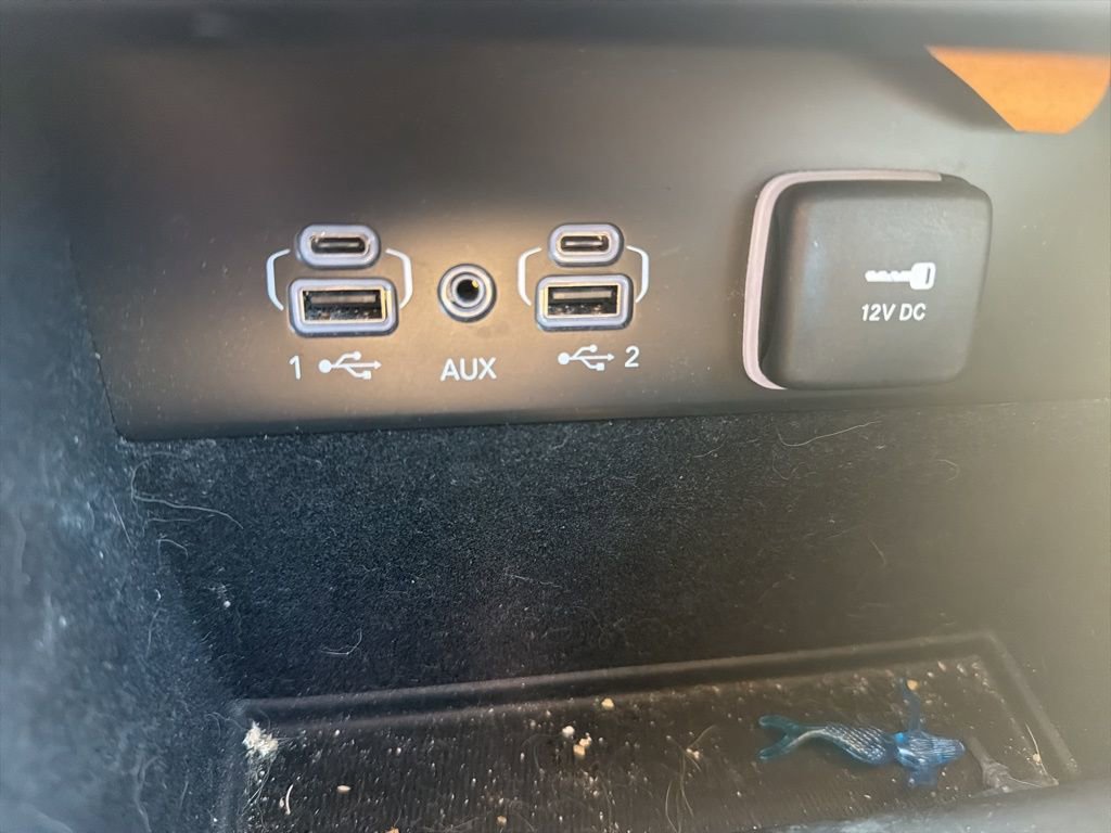 Used 2022 Jeep Grand Cherokee L Limited image 16