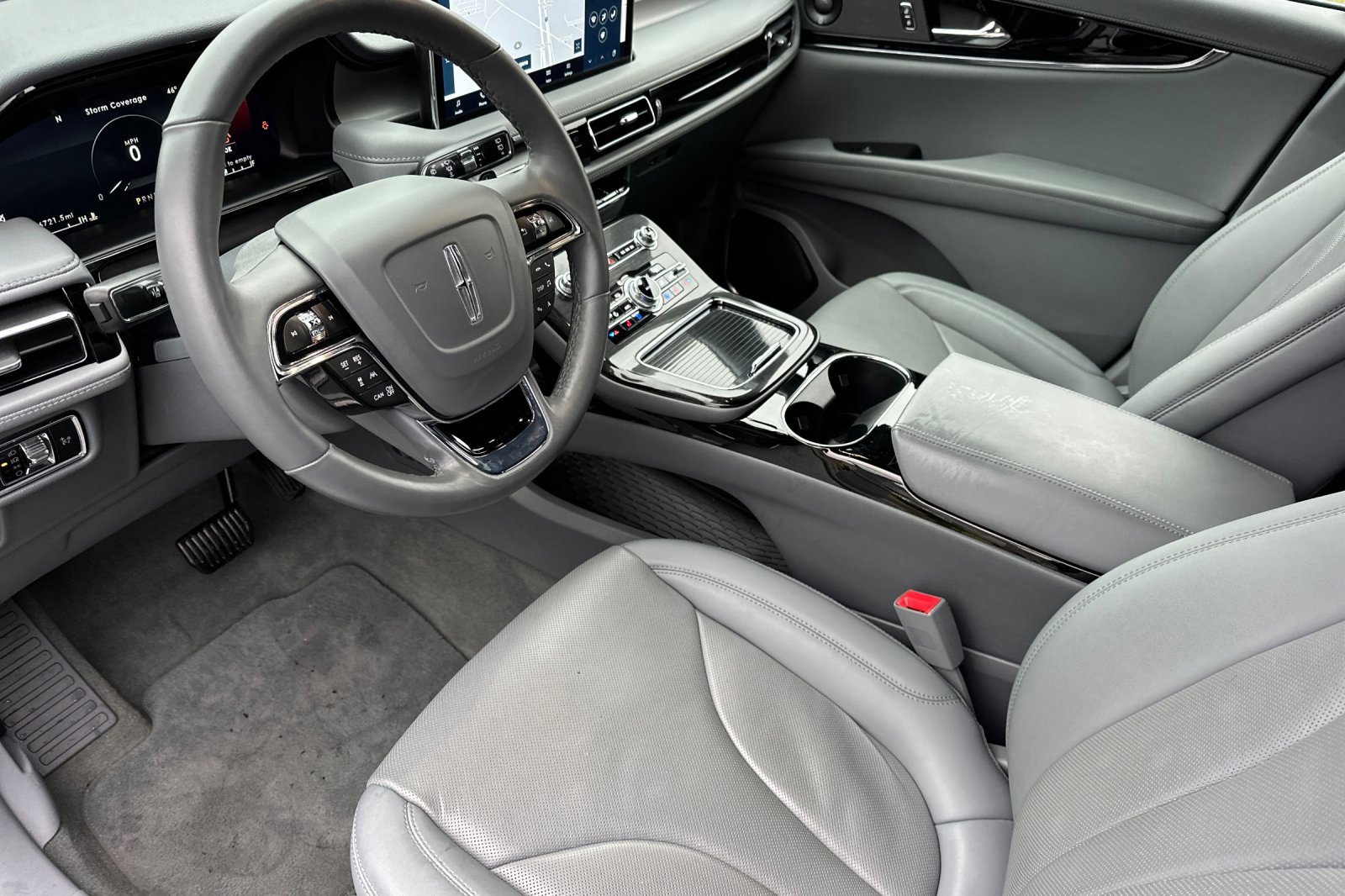 Used 2023 Lincoln Nautilus Reserve w/ Equipment Group 201A image 9