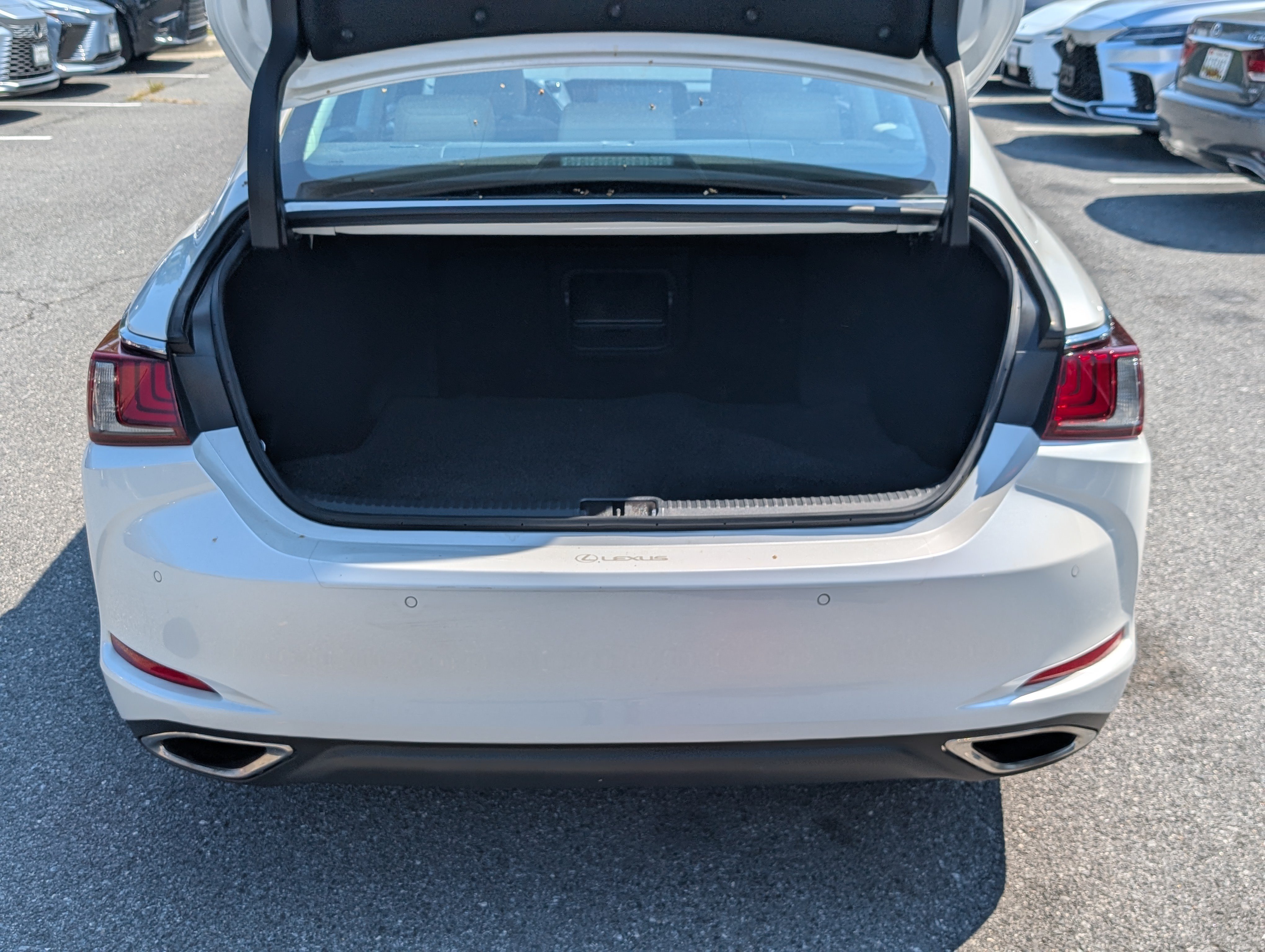 Used 2019 Lexus ES 350 w/ Premium Package FWD image 13