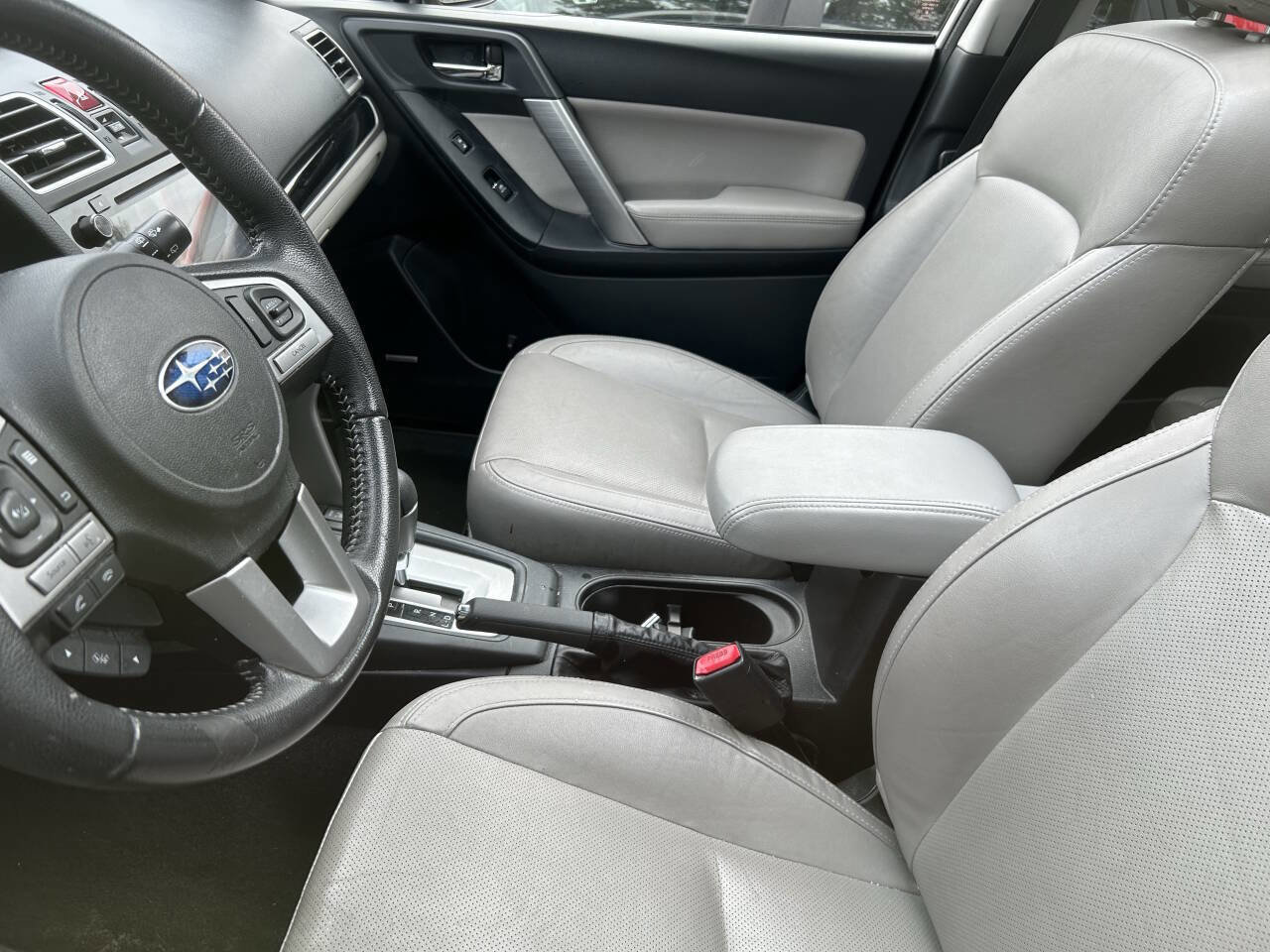 Used 2018 Subaru Forester 2.5i Limited image 3