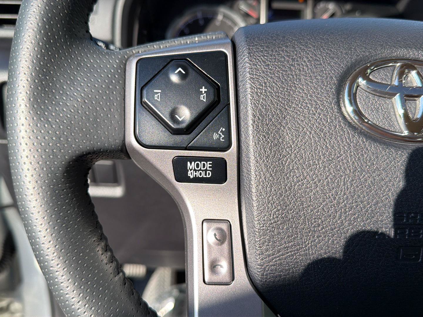 Used 2021 Toyota 4Runner Limited RWD image 21