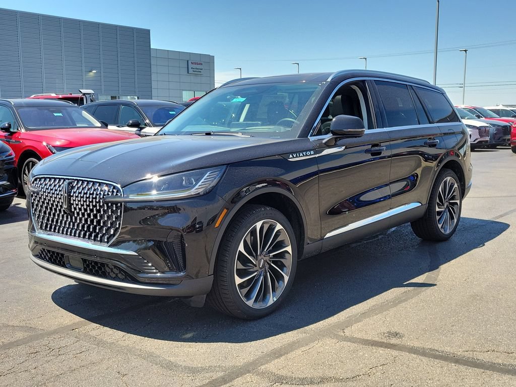New 2026 Lincoln Aviator Reserve w/ Illumination Package AWD/4WD image 8