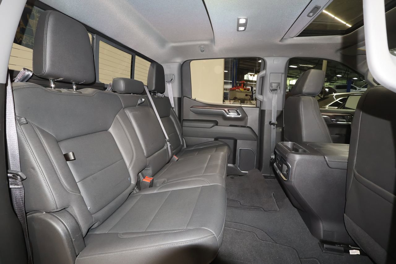 Used 2024 GMC Sierra 1500 SLT w/ SLT Premium Plus Package image 26