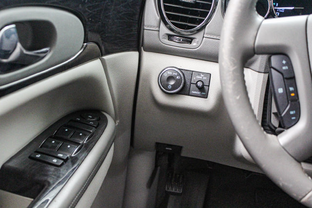 Certified 2016 Buick Enclave Convenience FWD image 21