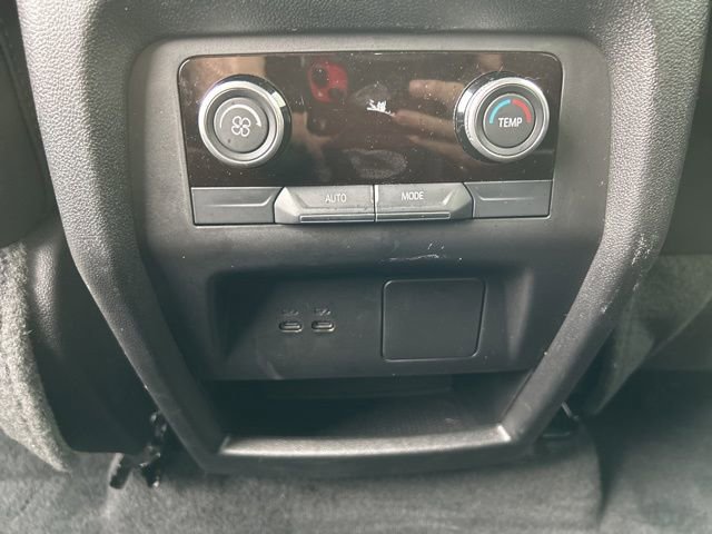 Used 2025 Buick Enclave Preferred image 25