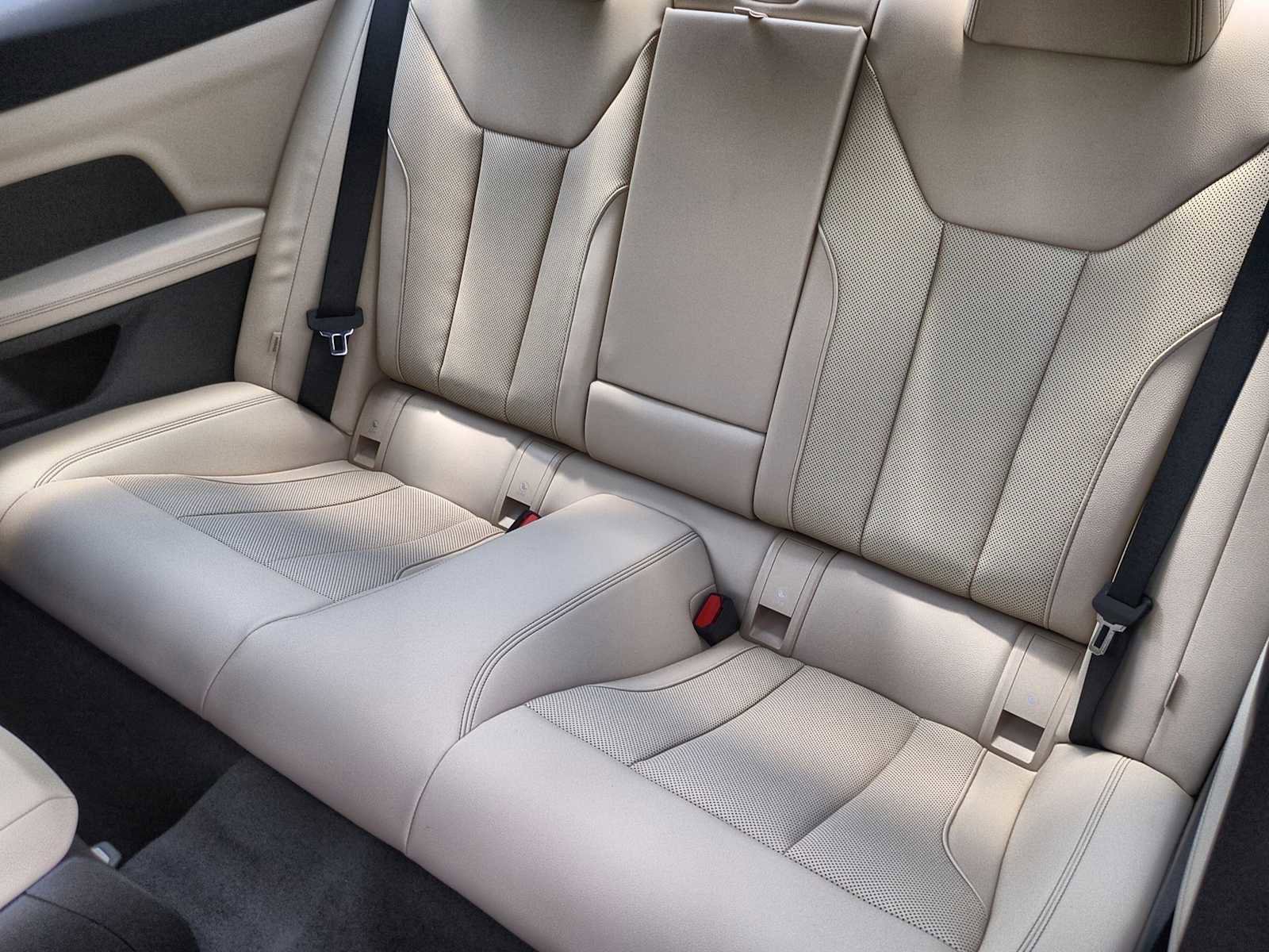 New 2026 BMW 430i xDrive Coupe w/ Premium Package image 21