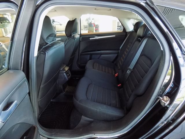Used 2013 Ford Fusion SE FWD image 14