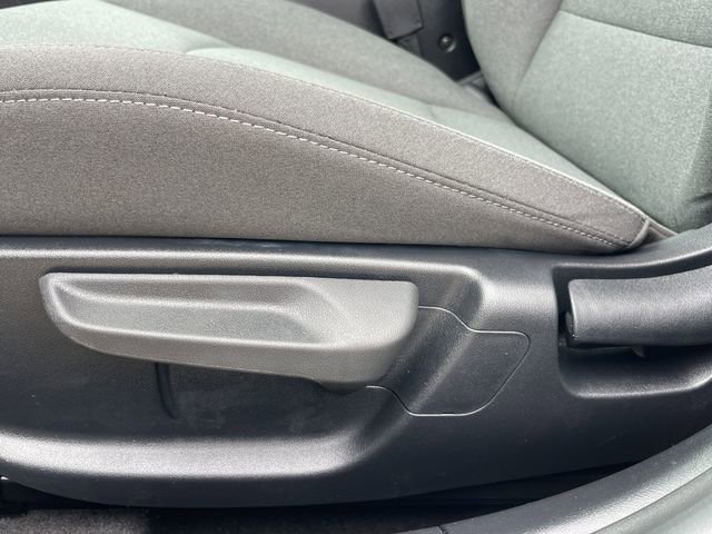 Used 2025 Kia K4 FWD image 23