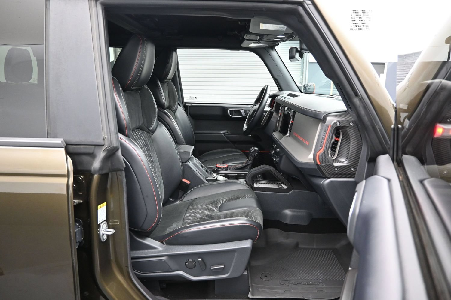 Used 2024 Ford Bronco Raptor w/ Interior Carbon Fiber Pack 6 AWD/4WD image 13