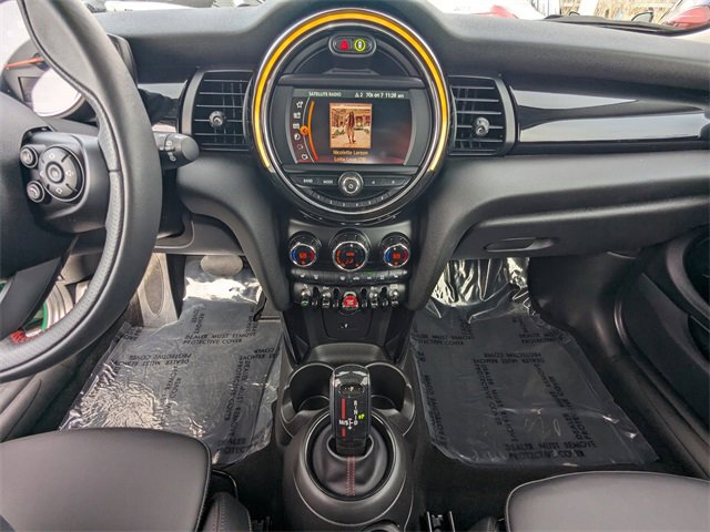 Used 2021 MINI Cooper S w/ Premium Package image 19
