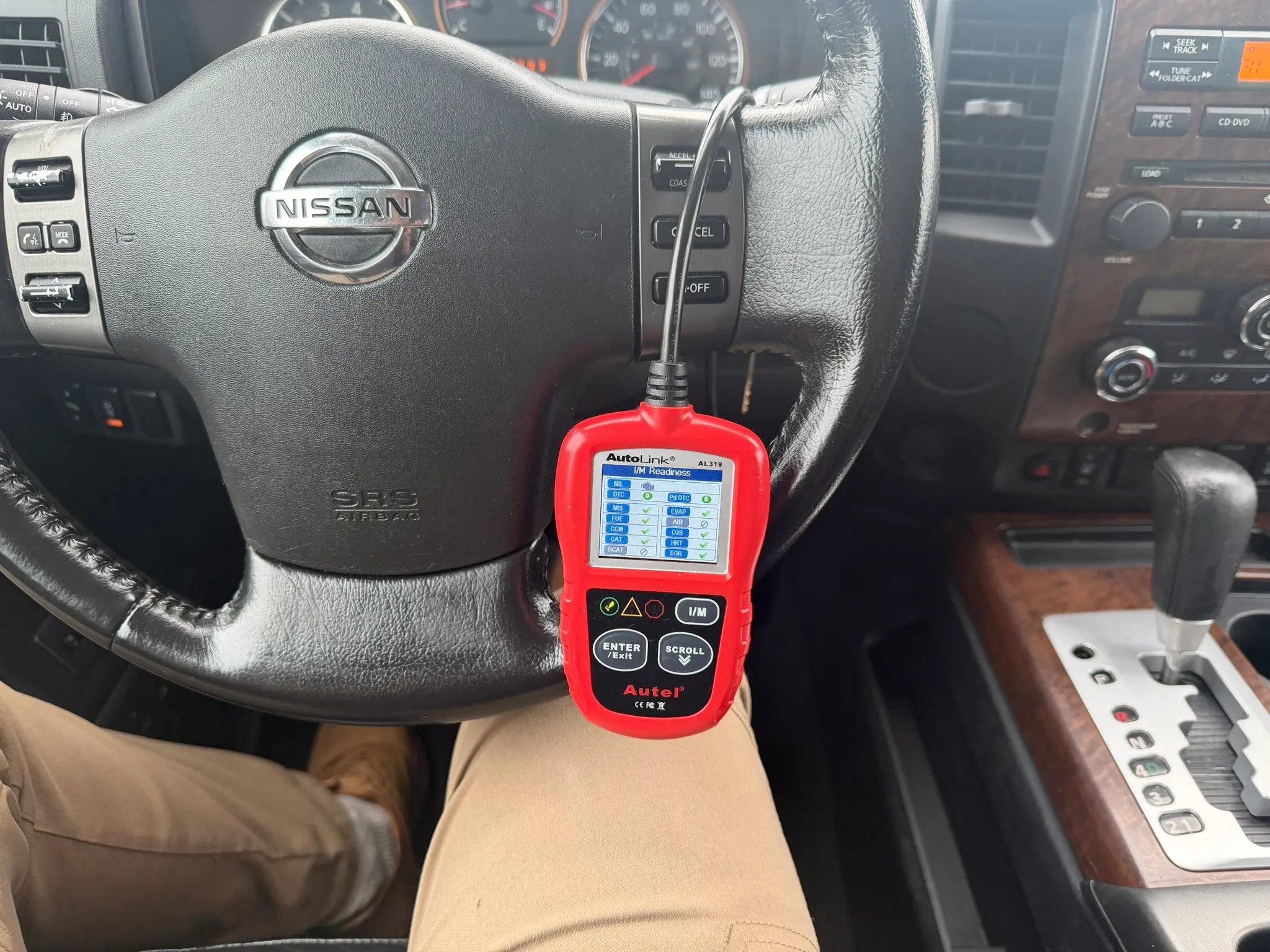 Used 2012 Nissan Titan SL w/ Heavy Metal Edition Pkg RWD image 40