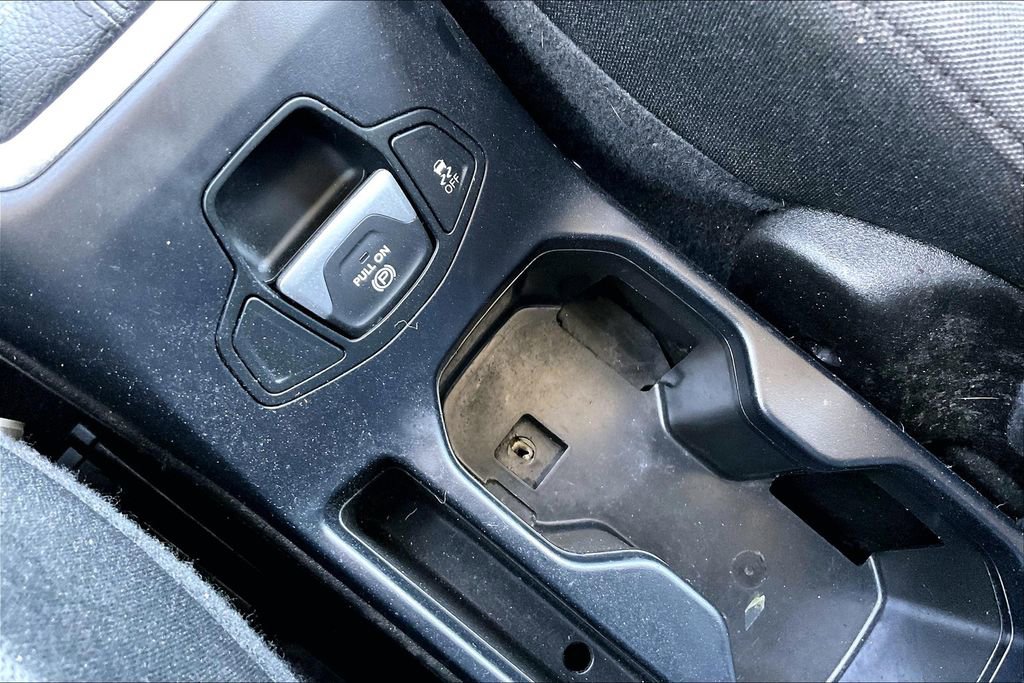 Used 2021 Jeep Renegade Latitude image 24