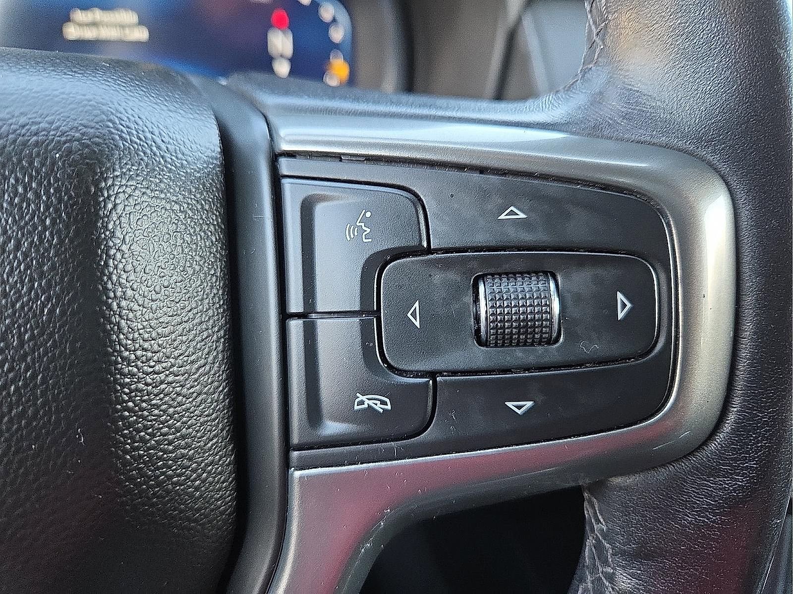 Used 2022 Chevrolet Tahoe Z71 w/ Luxury Package image 18