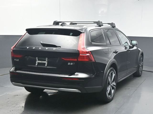 Used 2023 Volvo V60 B5 Cross Country Plus w/ Climate Package AWD/4WD image 7