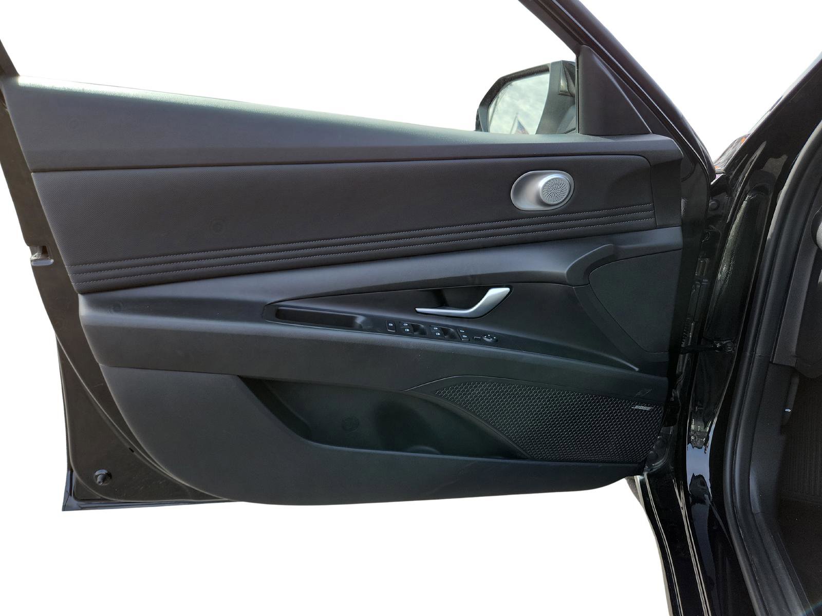 Used 2023 Hyundai Elantra Limited image 21