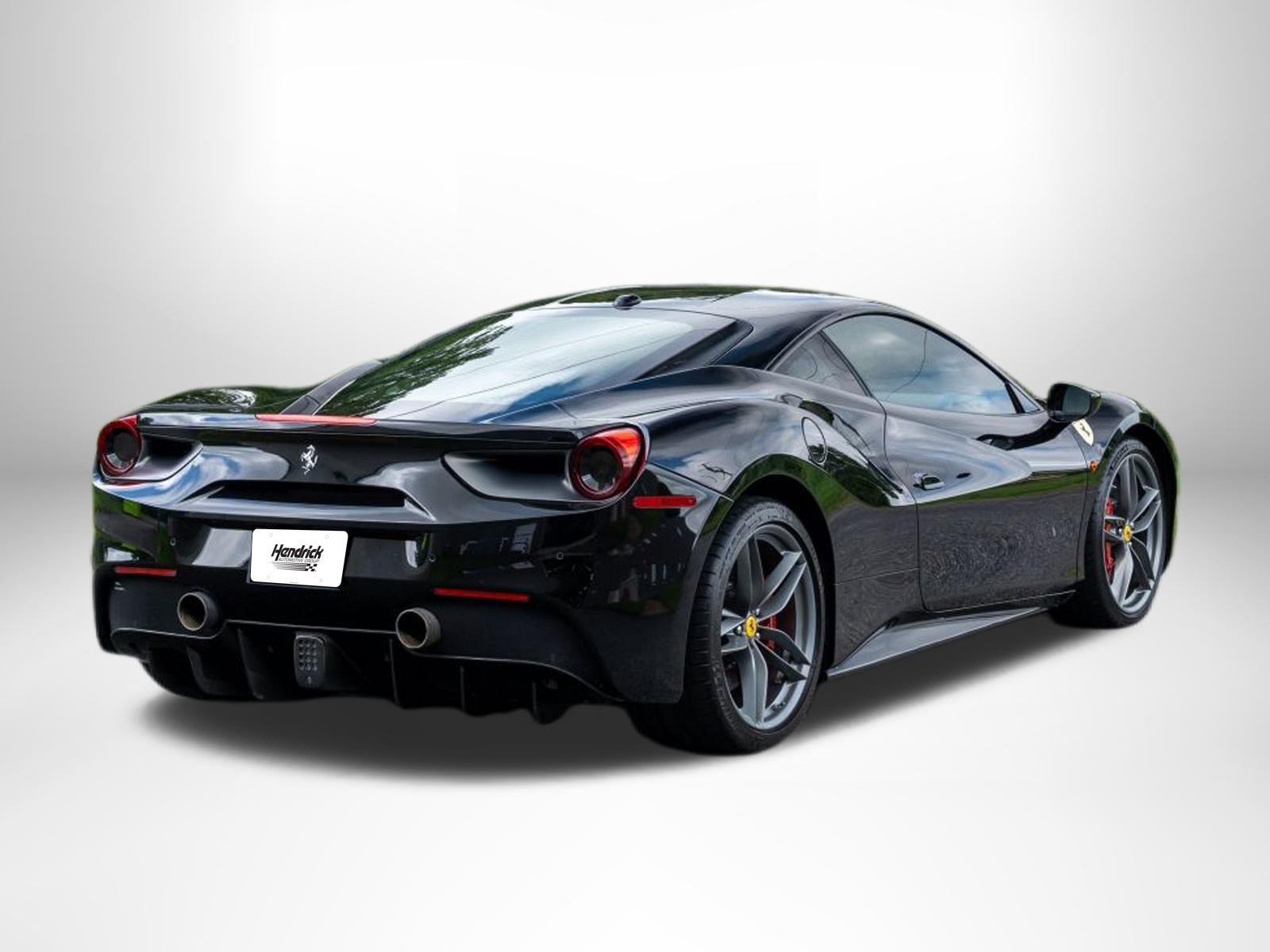 Used 2018 Ferrari 488 GTB RWD image 7