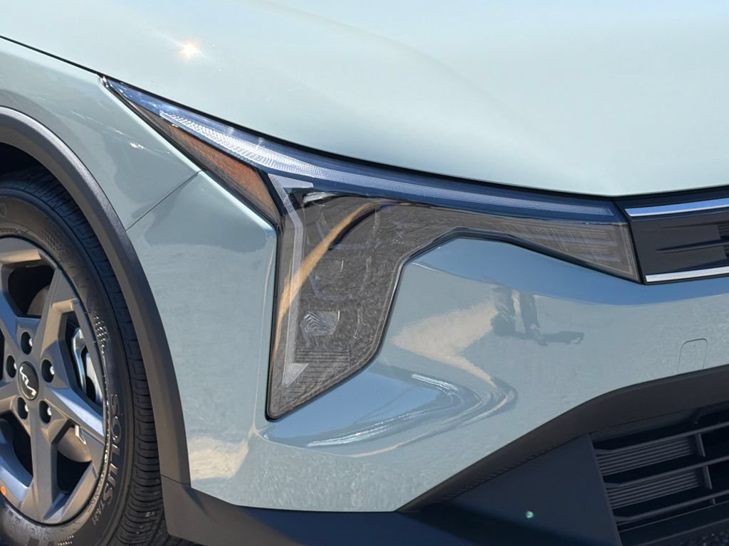 New 2026 Kia K4 FWD image 9