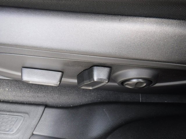 New 2025 Jeep Grand Cherokee Altitude image 14