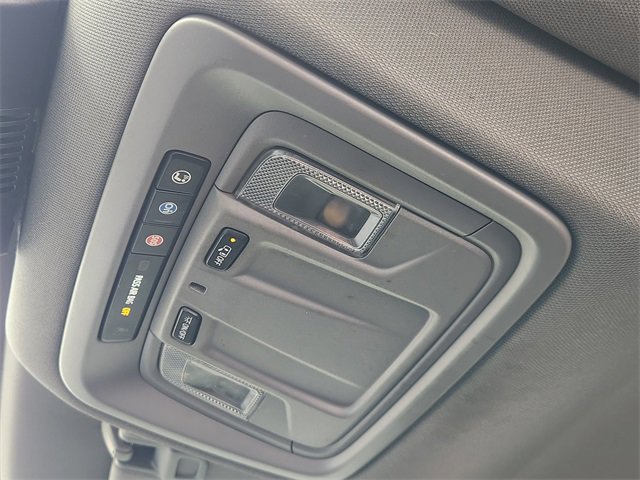 Used 2024 Chevrolet Silverado 1500 LT image 25