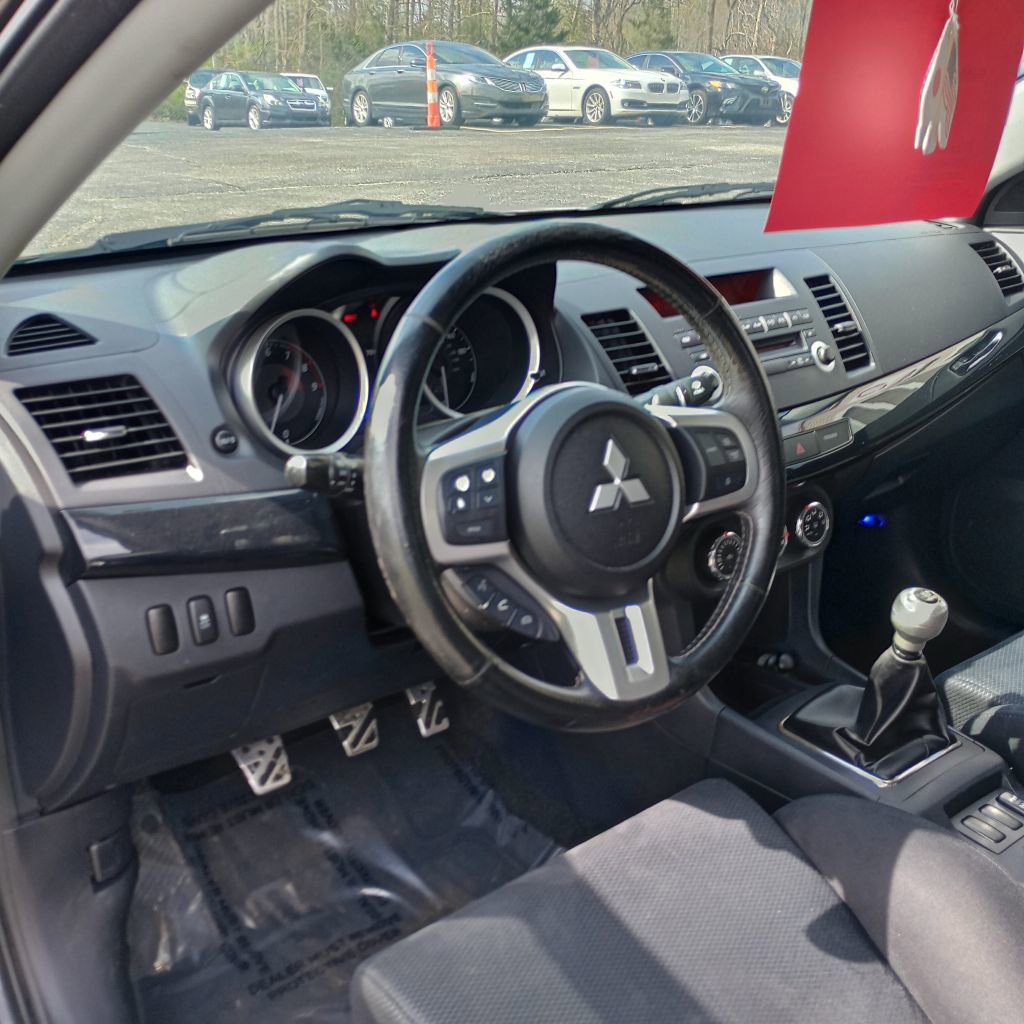 Used 2012 Mitsubishi Lancer Evolution GSR image 9