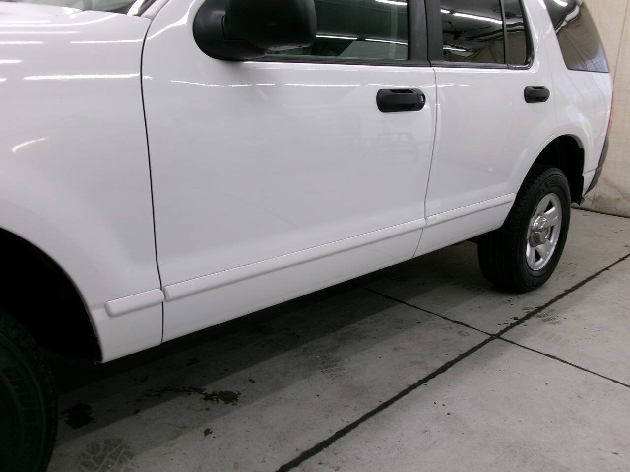 Used 2003 Ford Explorer Sport XLS AWD/4WD image 4