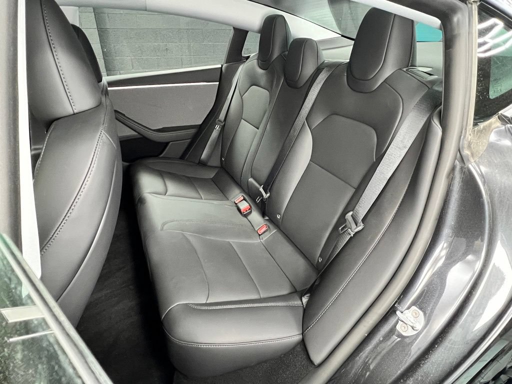 Used 2025 Tesla Model 3 Long Range RWD image 18