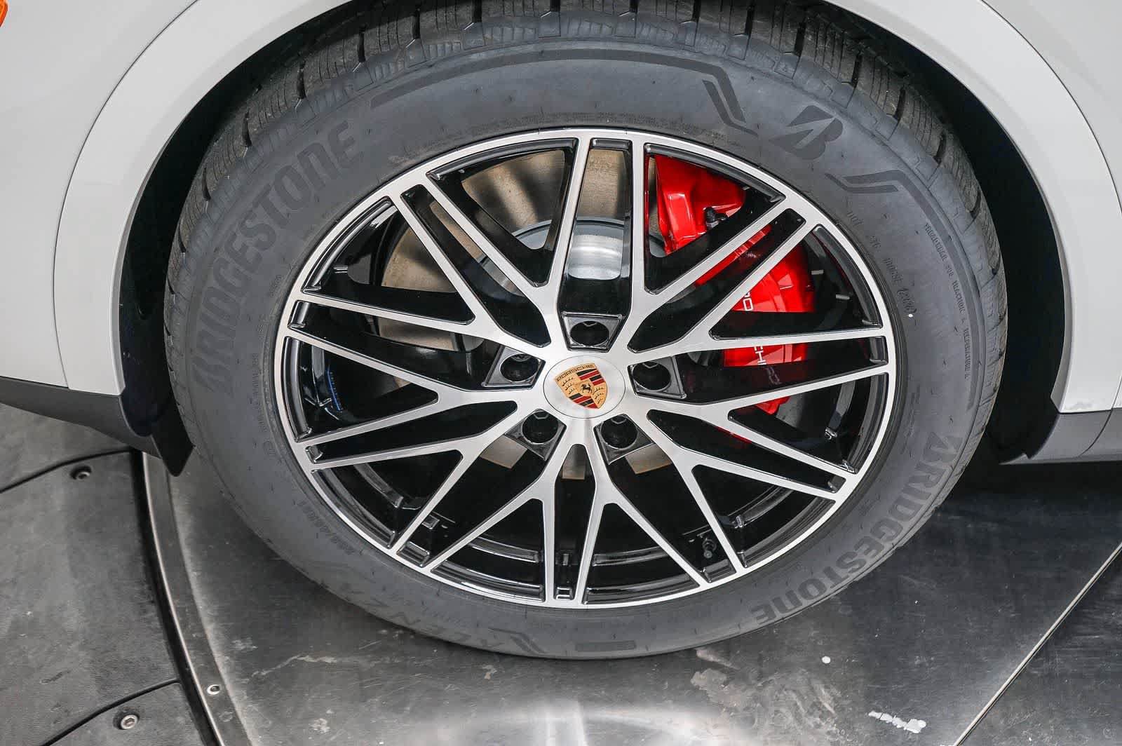 New 2026 Porsche Cayenne S AWD/4WD image 14