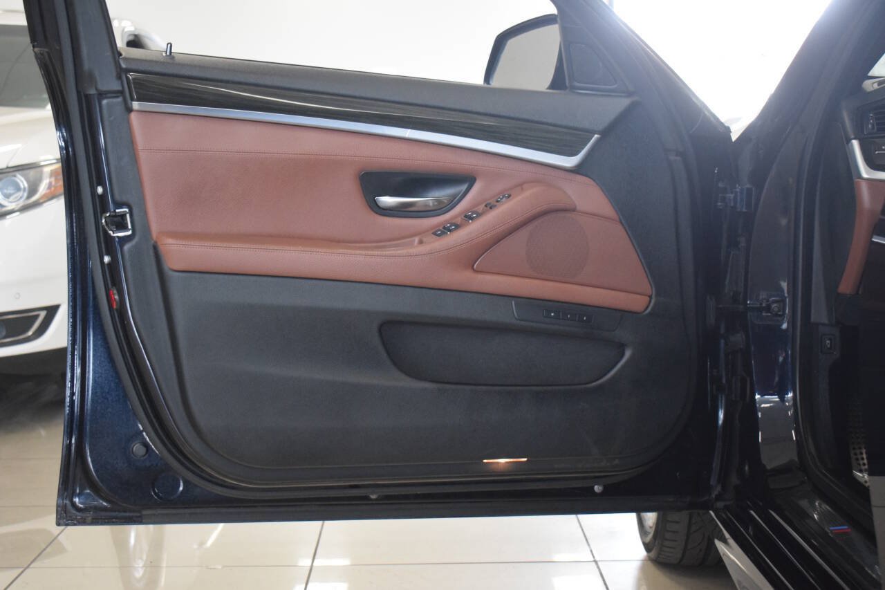 Used 2013 BMW 528i Sedan RWD image 40