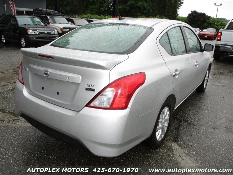 Used 2018 Nissan Versa SV w/ SV Special Edition Package FWD image 8