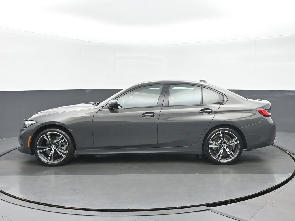 Used 2023 BMW 330i xDrive Sedan w/ Premium Package AWD/4WD image 6