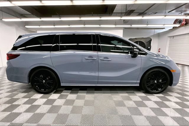 Used 2025 Honda Odyssey Sport-L image 15