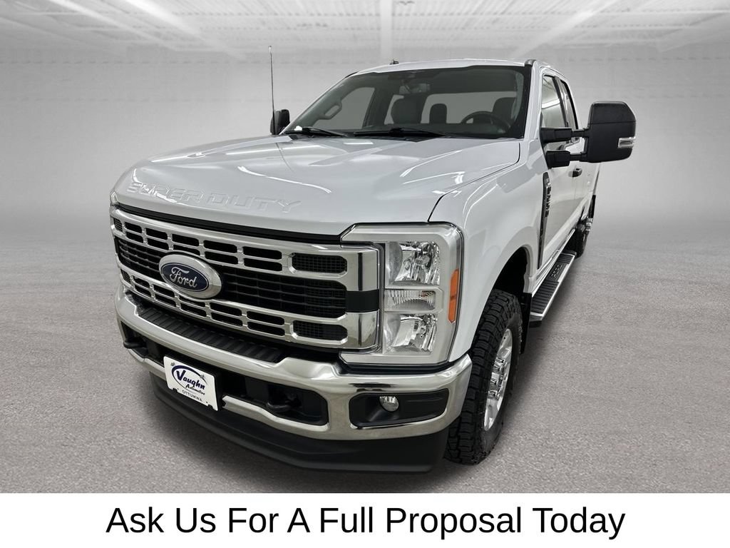 Used 2023 Ford F250 XLT w/ Snow Plow/Camper Package AWD/4WD image 6
