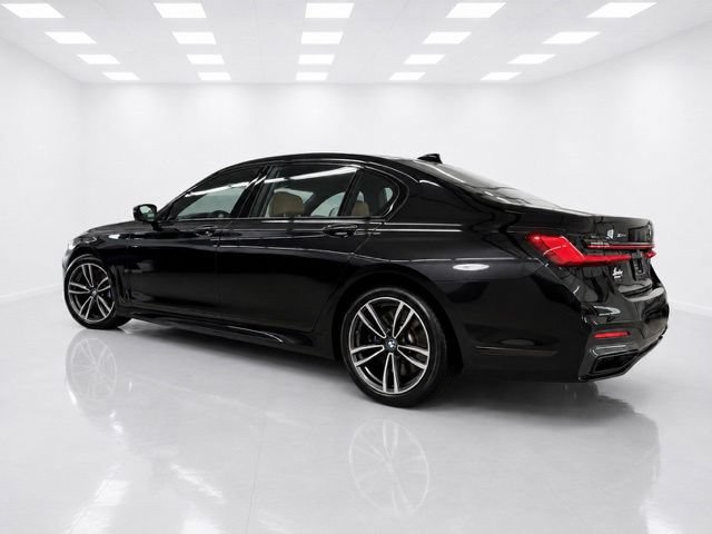 Used 2022 BMW 750i xDrive w/ Executive Package AWD/4WD image 4