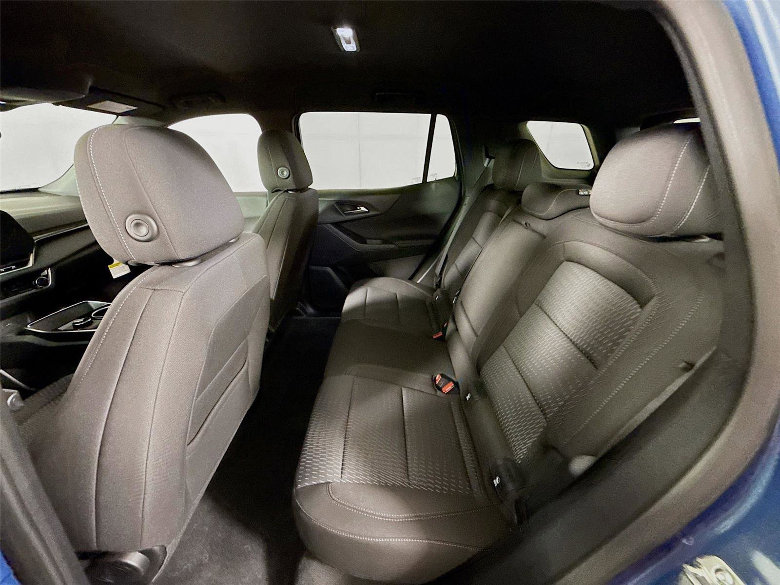 New 2026 Chevrolet Equinox LT AWD/4WD image 17