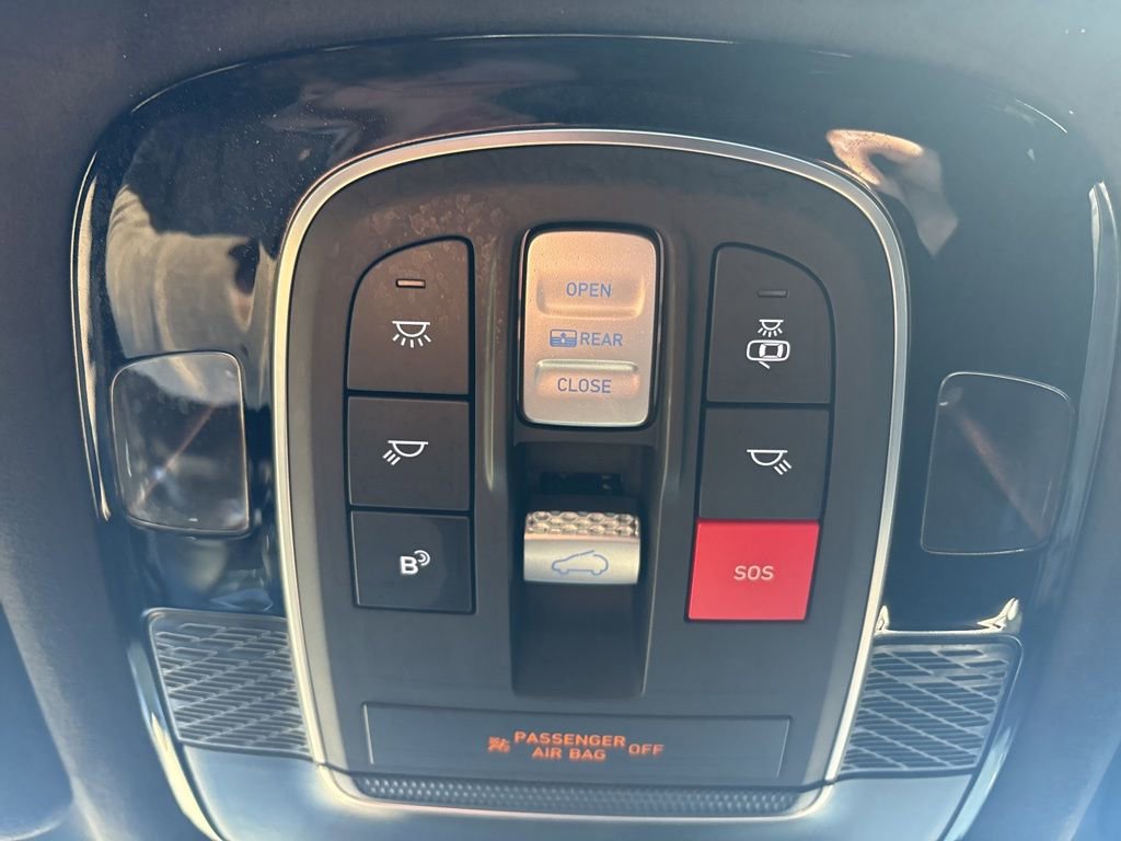 Used 2025 Hyundai Palisade Calligraphy image 24