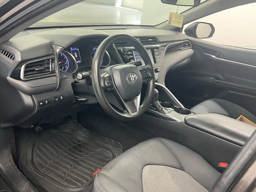 Used 2019 Toyota Camry LE FWD image 6