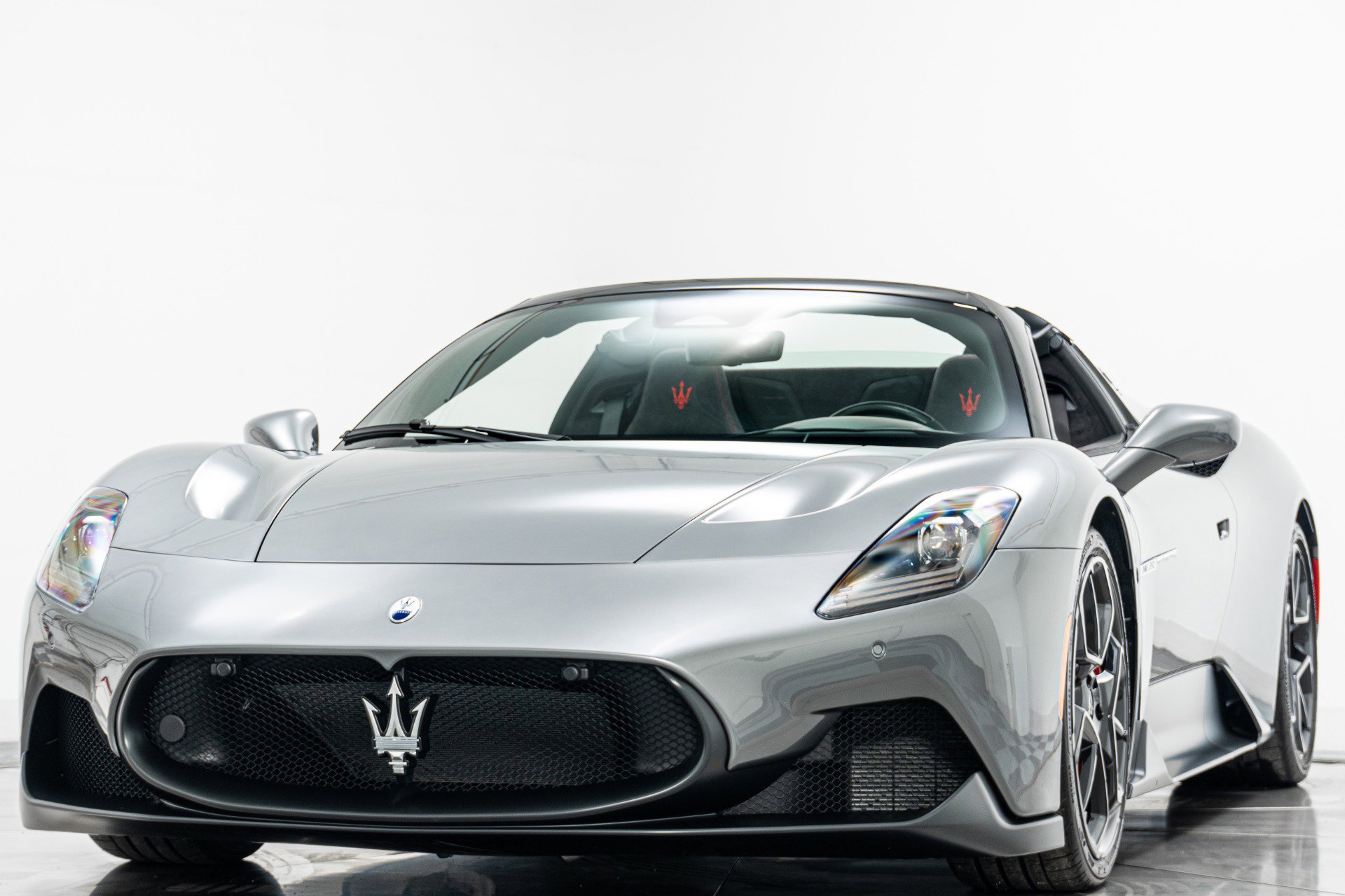 Used 2023 Maserati MC20 Cielo -351 Miles, Lightweight image 5