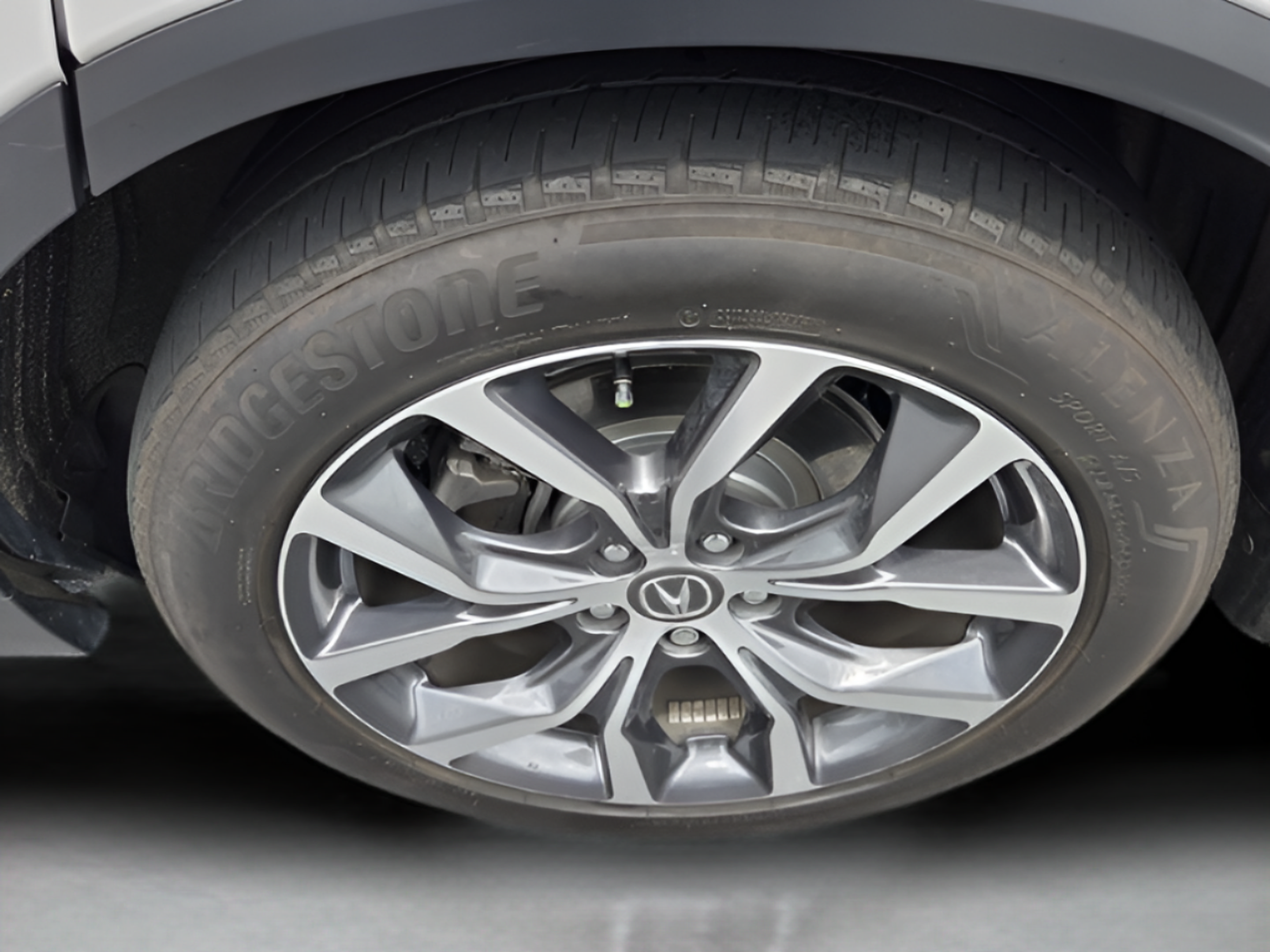 Used 2024 Acura MDX w/ Technology Package FWD image 31