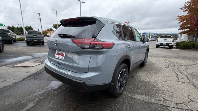New 2026 Nissan Rogue SV image 4