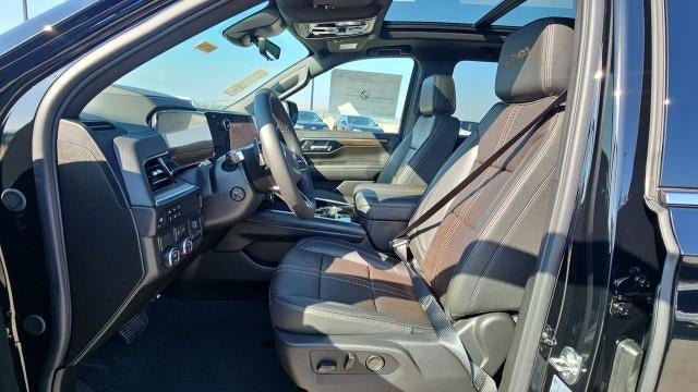 New 2026 Chevrolet Suburban High Country w/ LPO, Get Active Package RWD image 20