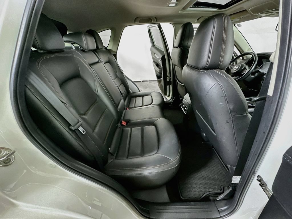 Used 2022 MAZDA CX-5 AWD 2.5 S w/ Premium Package image 8