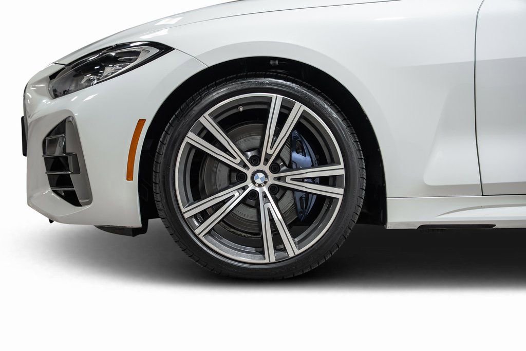 Used 2023 BMW 440i xDrive Coupe w/ Premium Package image 27