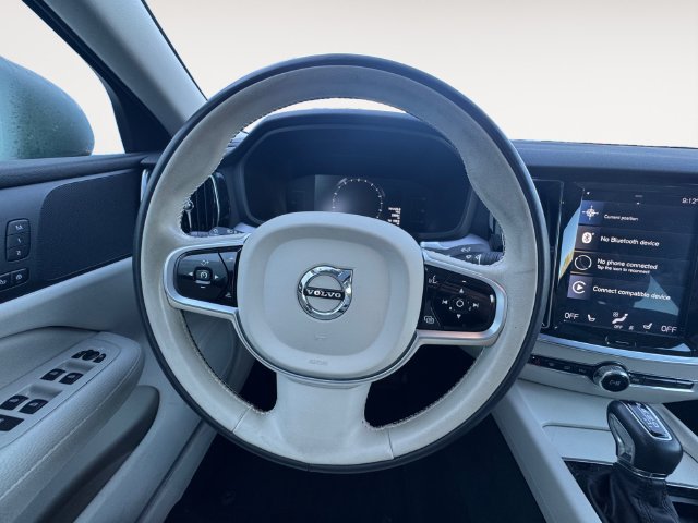 Used 2019 Volvo S60 T6 Momentum w/ Premium Package AWD/4WD image 12